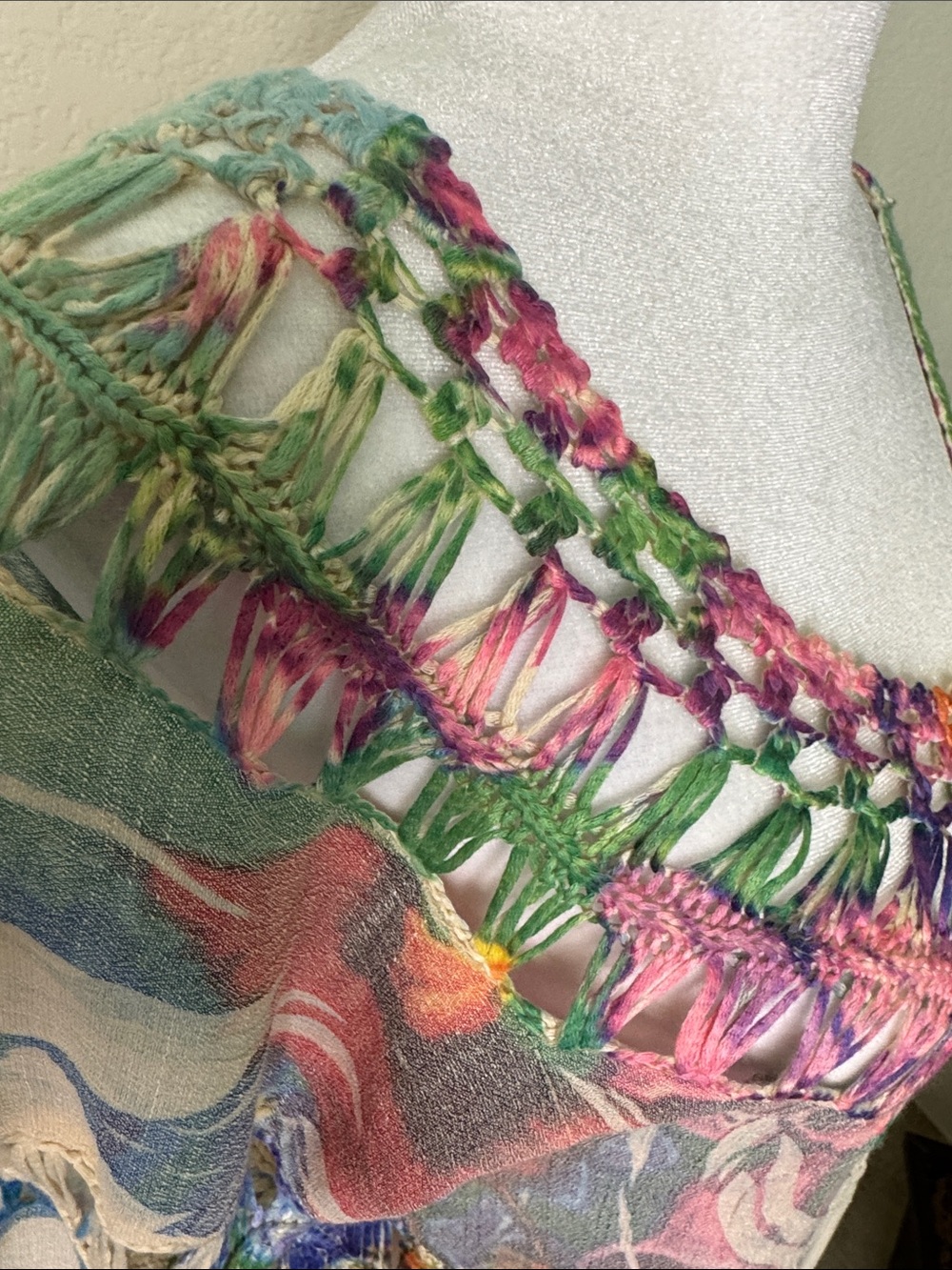 Dor Dor Boho Couture Multi-Color Crochet/Macrame Floral Top - Women's Size S - Picture 15 of 16